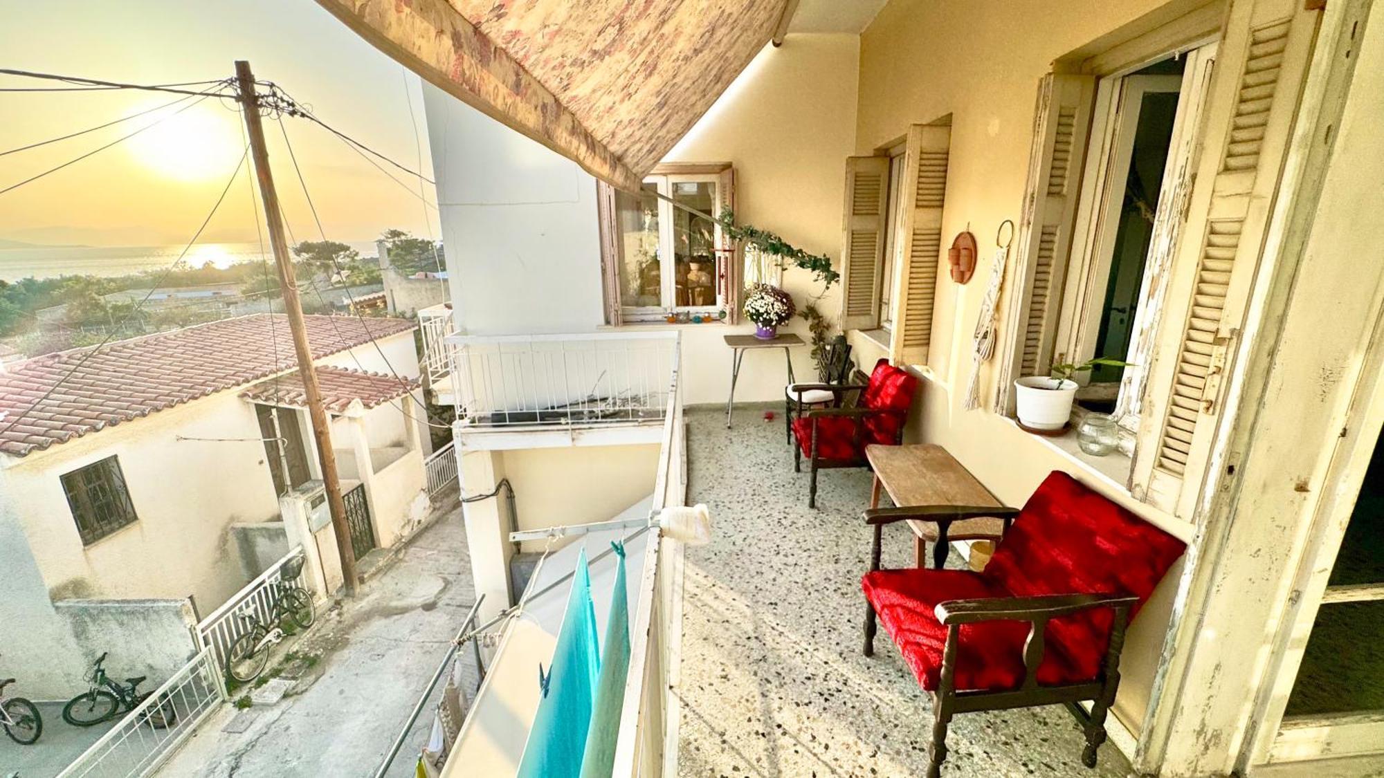 Appartement Vue Sur Mer Soul Family, Egine Aegina Exterior photo