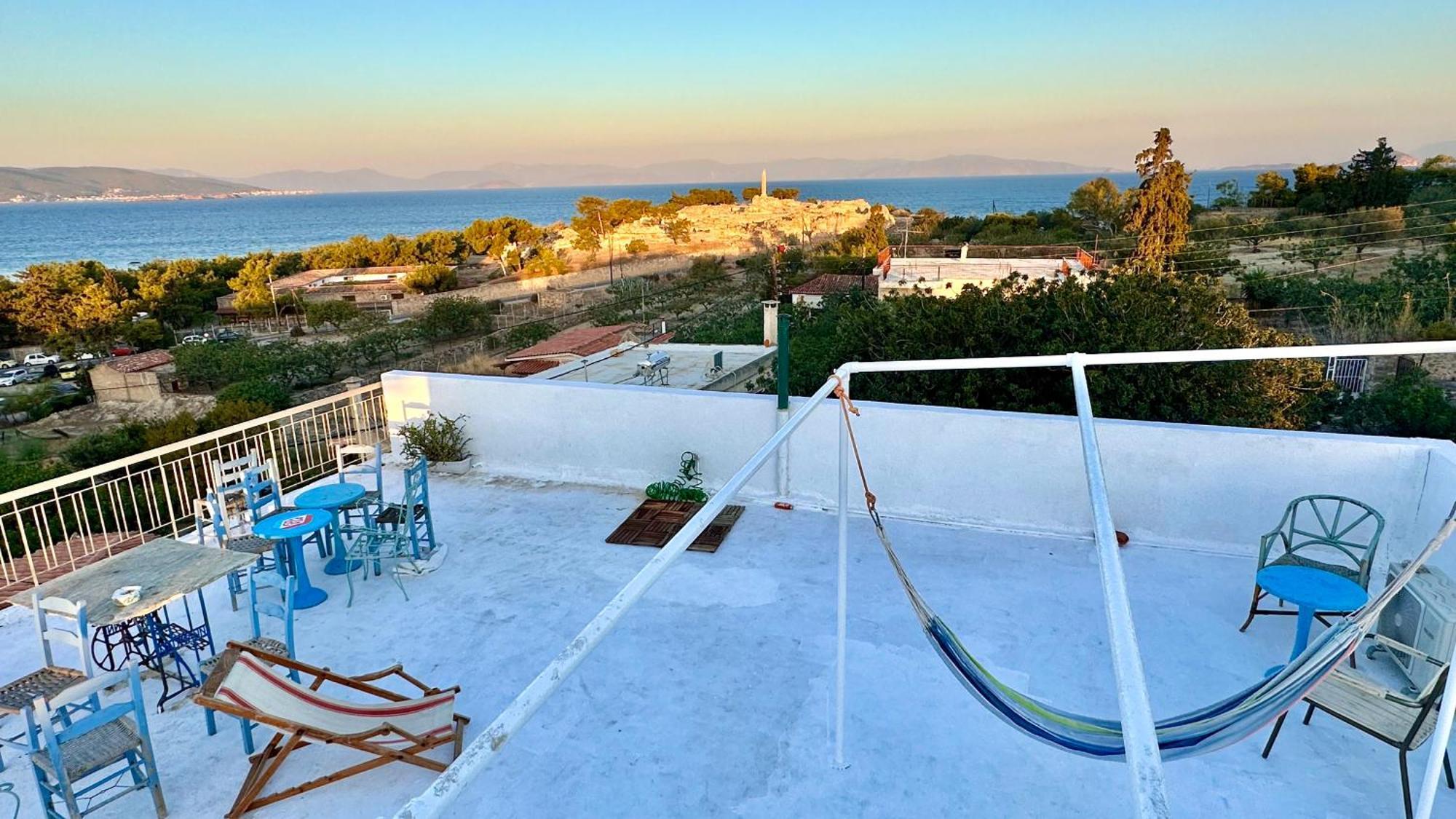 Appartement Vue Sur Mer Soul Family, Egine Aegina Exterior photo