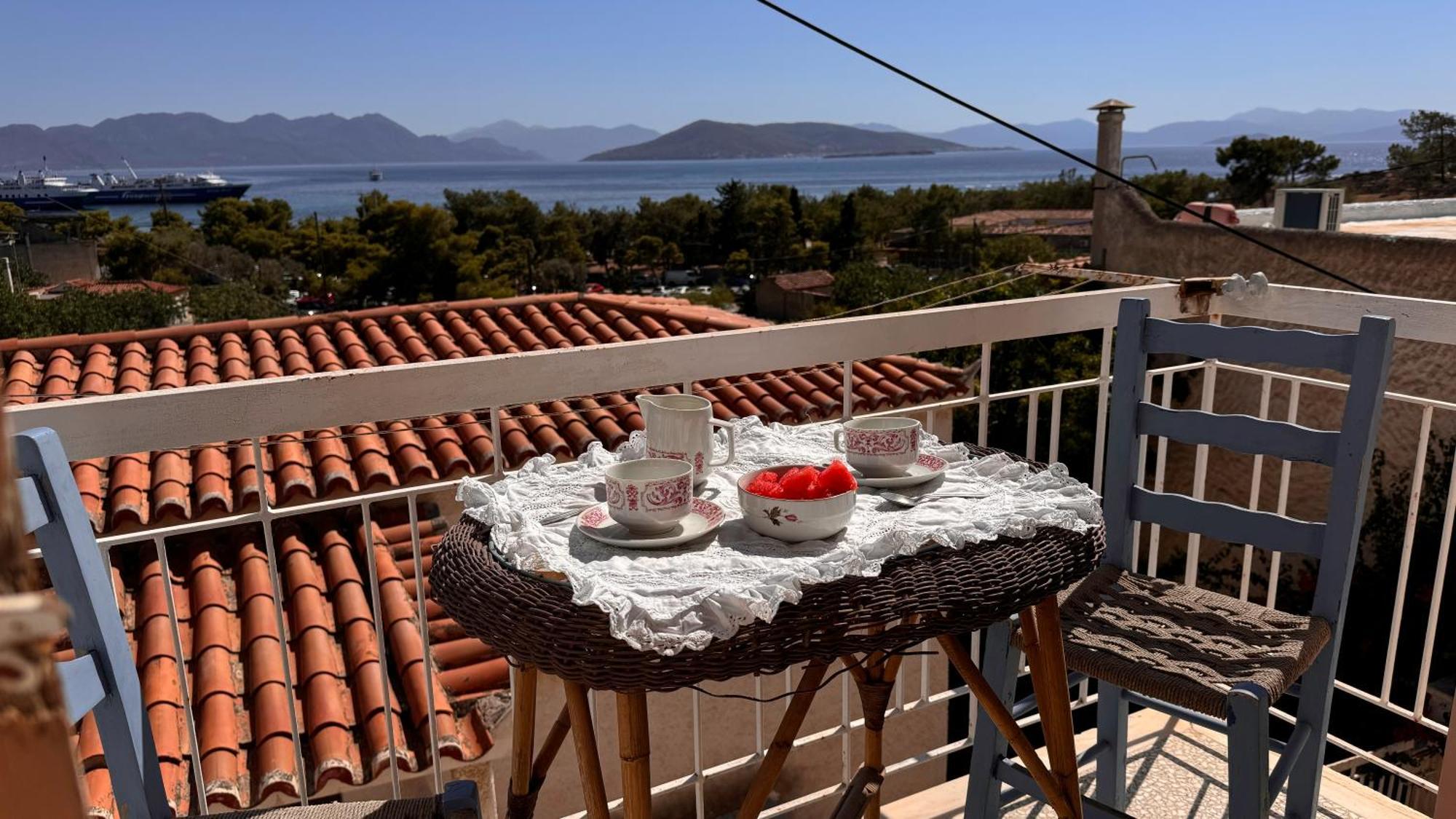 Appartement Vue Sur Mer Soul Family, Egine Aegina Exterior photo